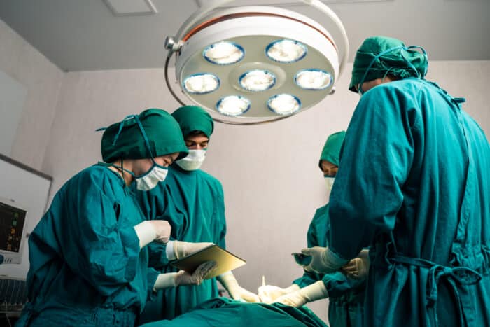 Surgical Tech Salary - How Much Does a Surgical Tech Make ...